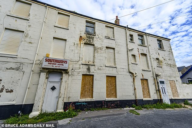 Southways Hotel which is nearby to Harper Beach on the promenade also lies in a state of disrepair