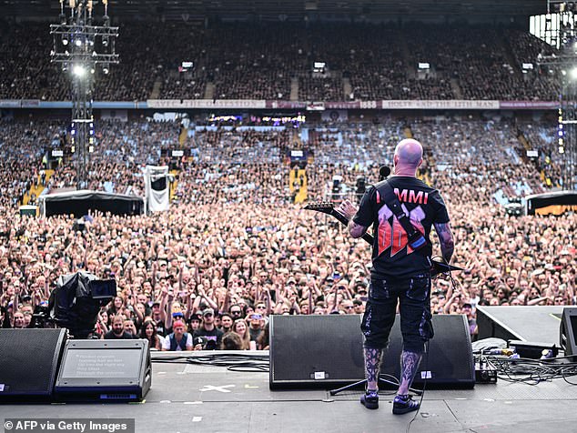 Anthrax helped kick off the rocking action on Saturday afternoon with frontman Scott Ian bringing the house down