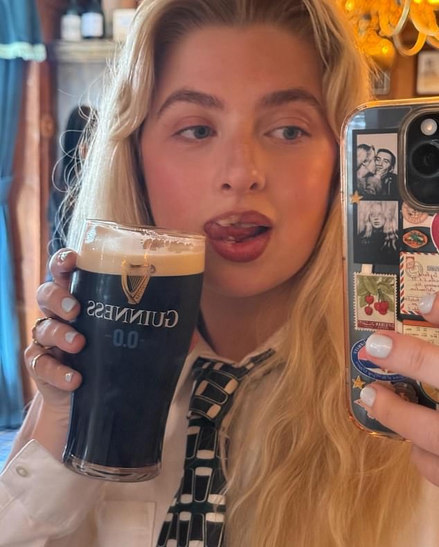 Anais Gallagher swapped her usual pint for a booze-free 0.0 Guinness in a latest Instagram post