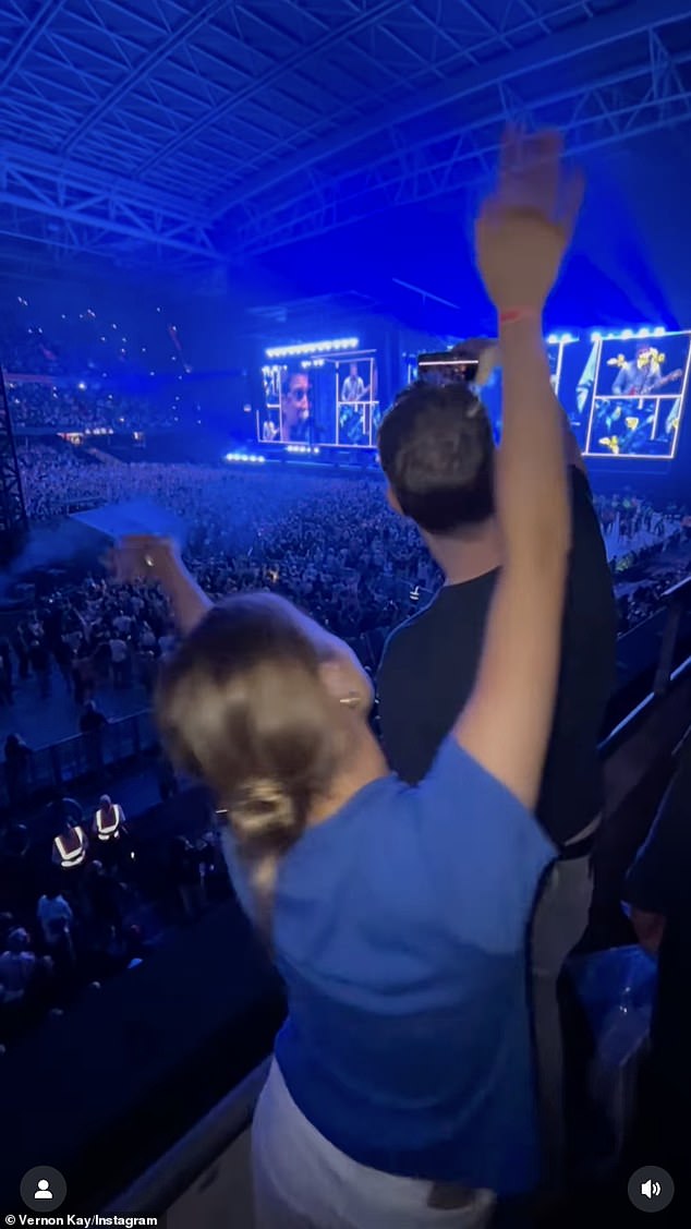 The radio presenter shared a number of videos to his Instagram, showing his daughter dancing and singing along in joy to the band - who last performed together the year she was born in 2009 (seen)