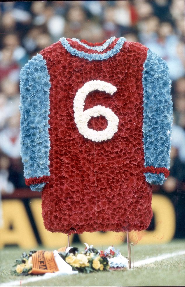 In 2008, on the 50th anniversary of his debut for the club, West Ham retired Moore's No 6 shirt