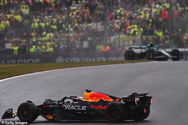 Max Verstappen span after the safety car came in, blaming Oscar Piastri for slowing down suddenly
