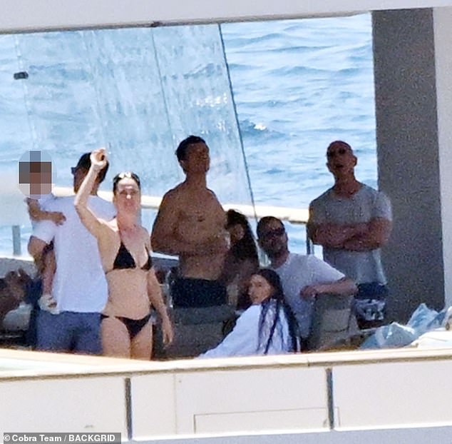 Despite the heartbreaking announcement that Katy and Orlando would be 'shifting' their relationship to mere co-parents of their child, the pair seem to be in no rush to spend time apart
