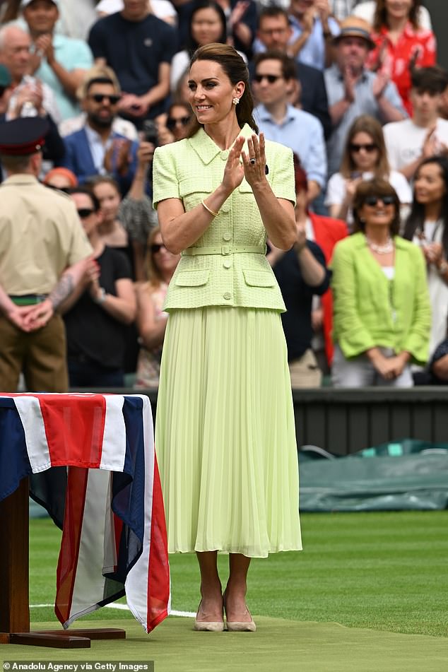 Catherine, Princess of Wales, claps after Vondrousova's victory in the Women's Singles Final