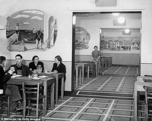 The main dining room. 7th November 1940, The new Communal Feeding Centre in Byrom Street, Liverpool, opened by Lord Woolton (Minister of Food)