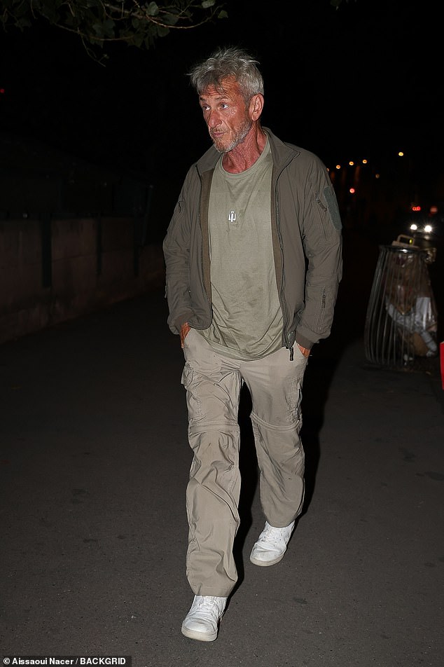 Penn, 64, rolled up the A-list gathering with his stunning 30-year-old girlfriend, Valeria Nicov