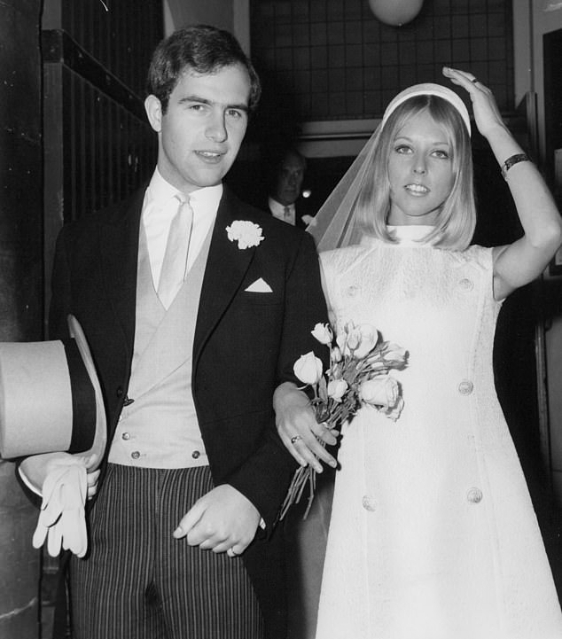 Max Boisot married model Virginia Stevens
