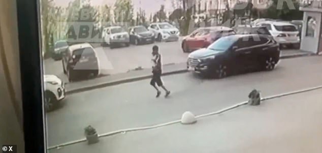 The masked assassin subsequently fled the scene on foot