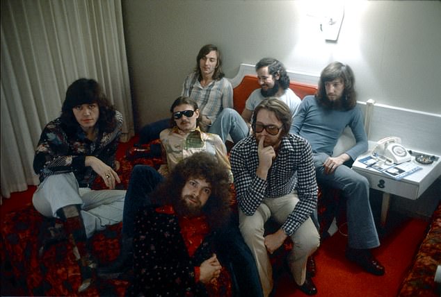 Jeff co-founded the band with Roy Wood and Bev Bevan in Birmingham in 1970 (Bev, Hugh McDowell, Richard Tandy, Mike Edwards, Mik Kaminsky, Mike DeAlbuquerque and Jeff in 1973)
