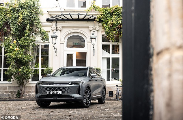 The Omoda 9 SHS only costs £44,990 with everything as standard - no hidden costs or trim walk ups. It could very well go straight to the top of PHEV wish lists because of how much you get for that price