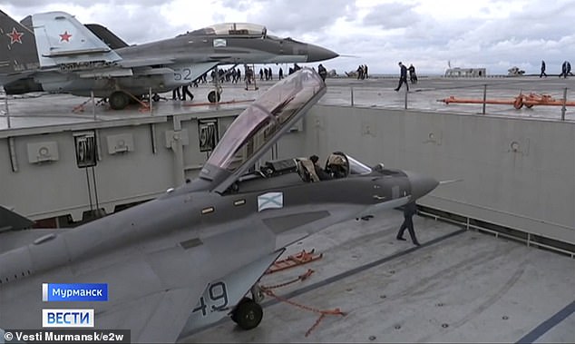 The ship used to carry up to 28 planes (Su-33 and MiG-29) and 17 helicopters (Ka-52K and Ka-27), and was armed with P-700 Granit missiles. Its crew should number 1,500.