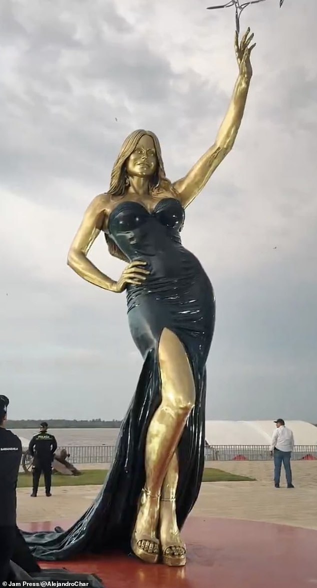 The enormous tribute to the Hollywood star stands at 7.5metres (24' 7') tall and weighs a whopping 5.5 tonnes (865 st)