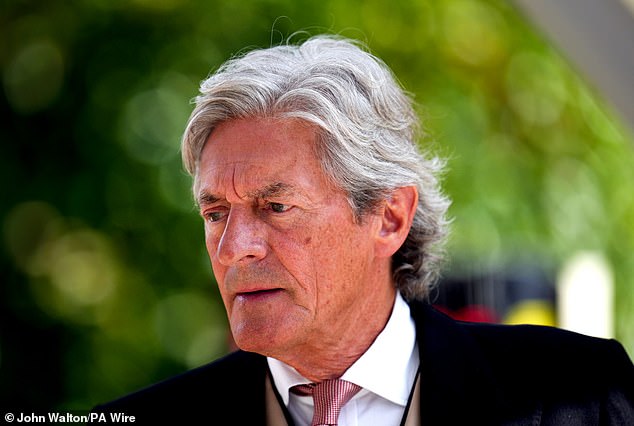 Nigel Havers takes a disapproving view of his fellow actors across the pond
