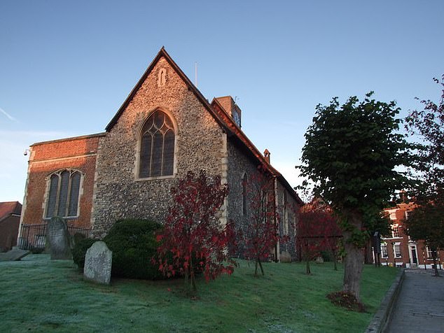 St Dunstan's, an Anglican church in Canterbury, Kent, where the remains of Henry VIII's lord chancellor lie, has launched a bid to have them unearthed and placed in a shrine
