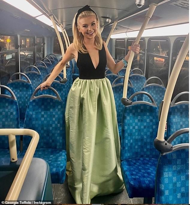 Following her low-key arrival at the event, Toff continued to shun the celebrity lifestyle as she hopped on a local bus home after a fun-filled night