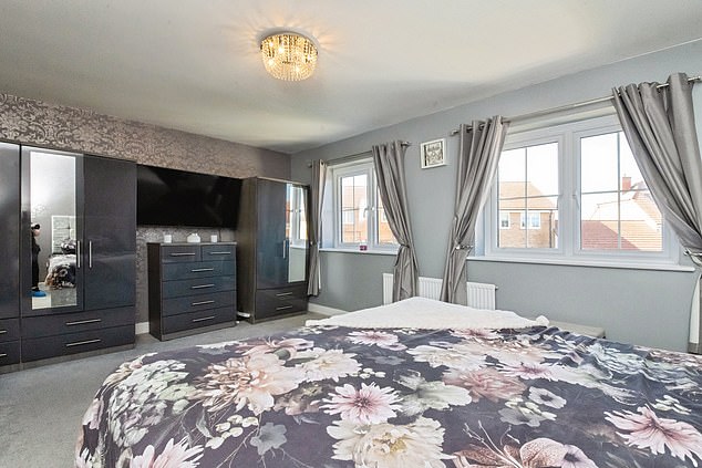 This £300,000 property is cheaper than the county average of £362,283. In a year, the average Essex home has increased by £15,000 in value