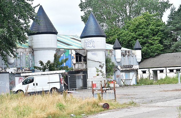 However residents living in the shadow of this grim monument of despair want it to stay exactly how it is
