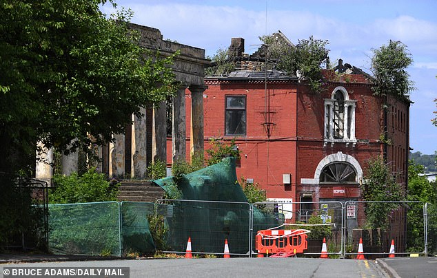 Another rundown building on Westport Street, right beside the Burslem Sunday School