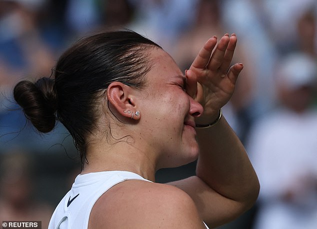 The 23-year-old 13th seed broke down in tears as she thanked her mother and revealed how she had flown to the UK this morning to watch her in the final