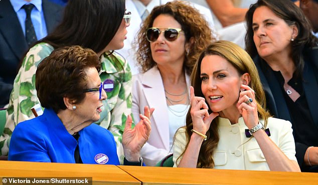 Billie Jean King and the Princess of Wales appear enthralled in conversation ahead of the highly-anticipated match