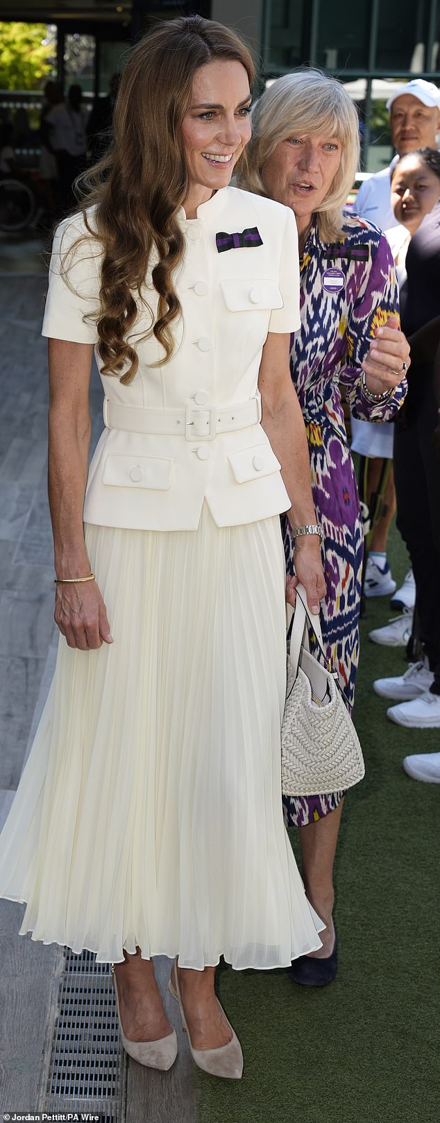 Kate completed her outfit with a £950 tote bag from English designer's eponymous Anya Hindmarch