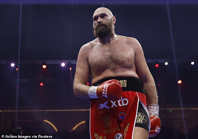 The 150kg Max seemingly lifted is 23kg heavier than Tyson Fury wieghed in for his second bout with Oleksandr Usyk