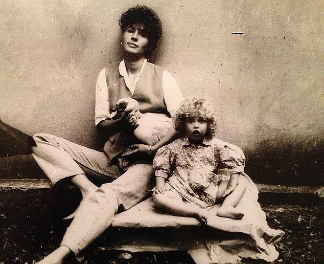 Marten as an infant with her mother, Virginie