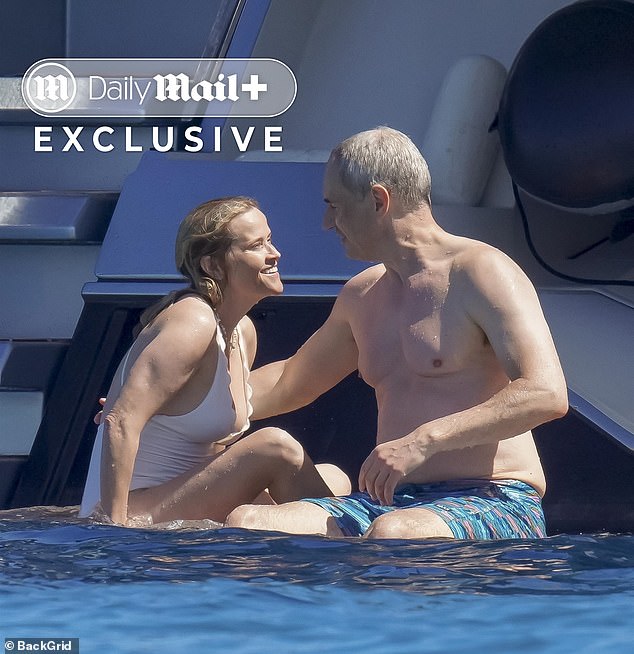 The couple looked smitten as they whiled away the day