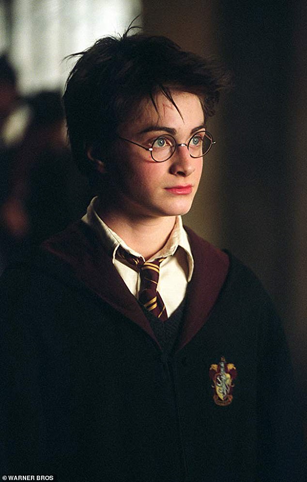 But some were quick to notice something about the new version of the beloved wizard that differed from the films: the placement of his scar