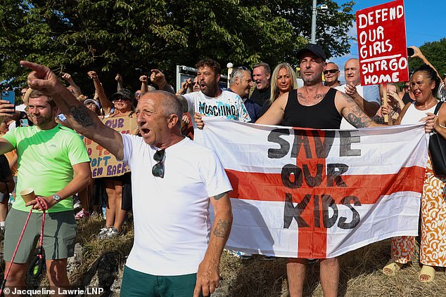 Hundred of people were seen at the protest, which later descended into violent mayhem