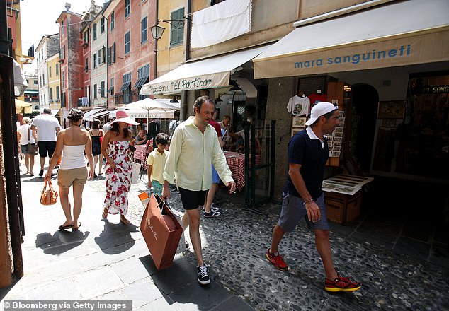 The new ordinance, signed by Mayor Matteo Viacava, will take effect during the summer season and temporarily expire on September 30
