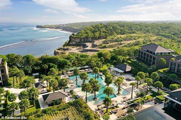Despite staying in a huge sea view room at the Radisson Blu, a five-star hotel, they decided to leave early and jet to Dubai instead