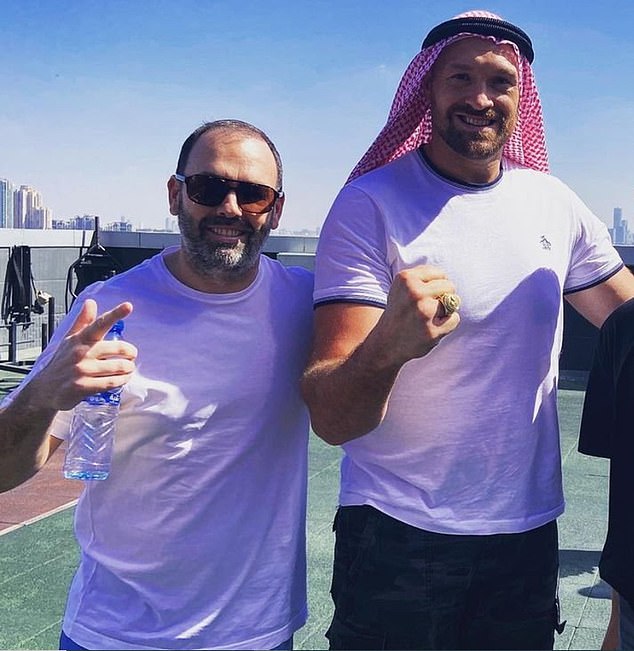 Tyson Fury posing with Daniel Kinahan in Dubai in 2022, when the mob boss was acting as his advisor