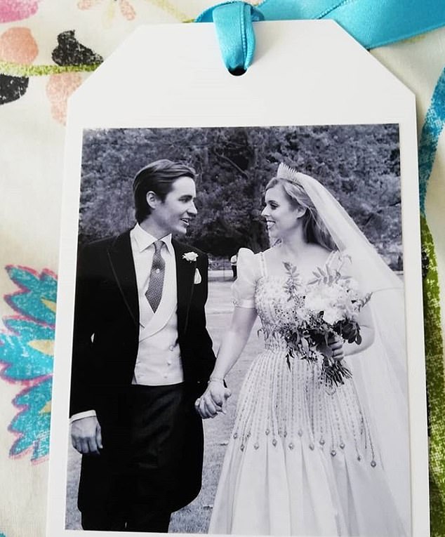 Beatrice's mother, Sarah Ferguson, sent thank you cards to well-wishers following the wedding