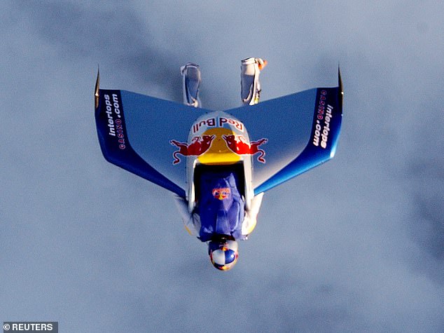 Austrian skydiver Felix Baumgartner is seen after jumping from a transport plane above Dover at the start of his freefall across the English Channel between Dover and Calais, July 31, 2003