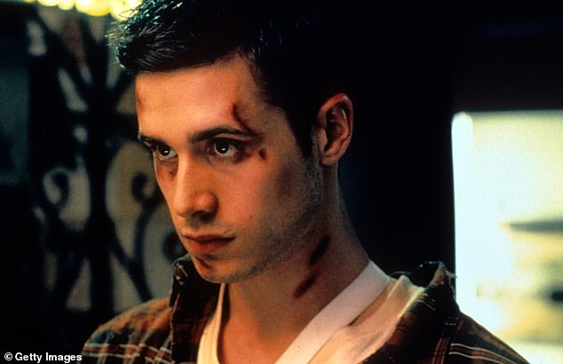 'It's not that we weren't on the same page, I knew what the correct choices were for the Ray character. He wanted a different actor, a really good actor named Jeremy Sisto, who I know and I like and respect very very much,' Prinze Jr. claimed; seen above in the 1998 sequel