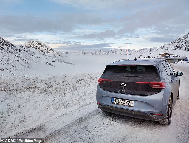 ADAC drove and charged the VW ID.3 through all seasons over the last 4 years. The battery has now surpassed its warranty mileage, though is proving reliable. But the car itself has suffered a few hiccups over the last 48 months...