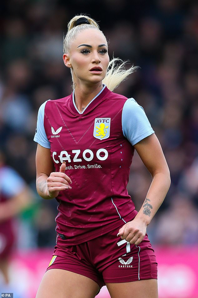 While with Villa it is said that Lehmann was earning around £160,000 per year, while sponsorships with Adidas and EA Sports helped bolster her earnings further