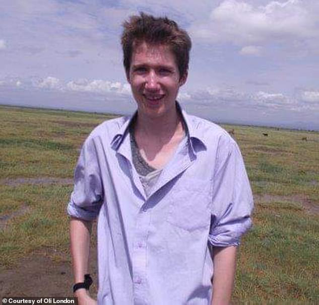 When Oli London, 35, from the UK, moved to South Korea in 2013 to teach English, he became completely enthralled by the world of K-pop music. He's seen before any of his surgery