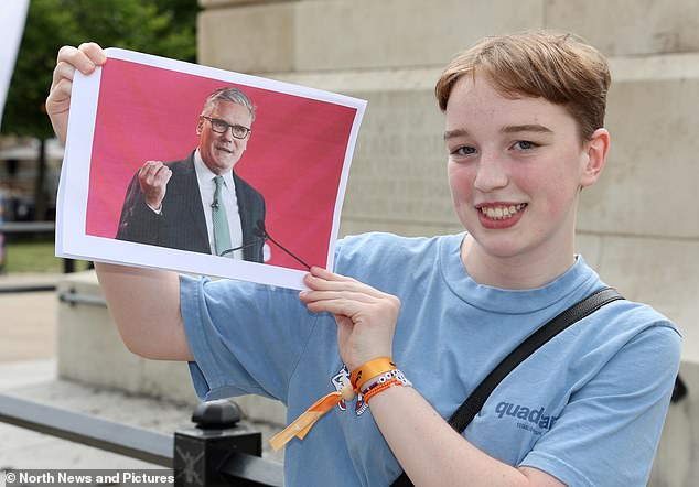 Although a majority of the teenagers interviewed were able to tell us the Prime Minister's name. Pictured: Eloise Lincoln, 14, holding up a picture of Sir Keir
