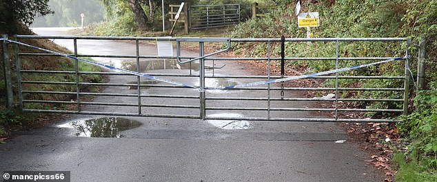 Photos from this morning show police have kept the Delamer Lake closed over night following the disappearance