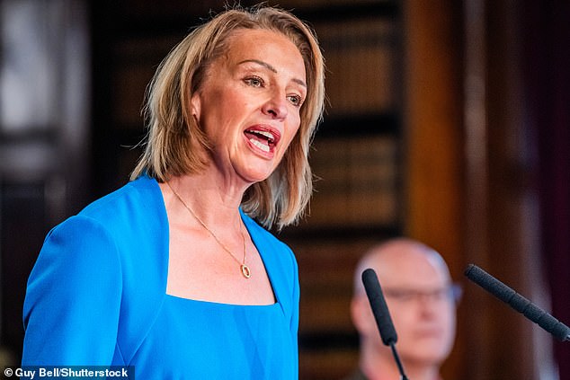 Reform's first female MP Sarah Pochin said female police officers on patrol together looked vulnerable