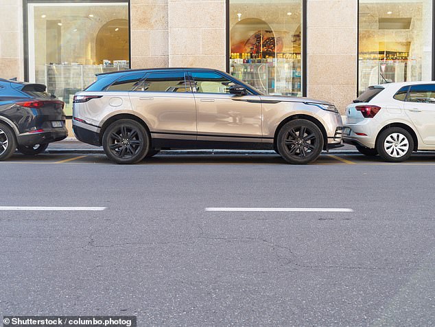 One in 10 drivers said they are struggling to adjust to the size of their new vehicle