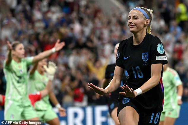 Kelly's introduction brought an almost euphoric reaction from the England supporters