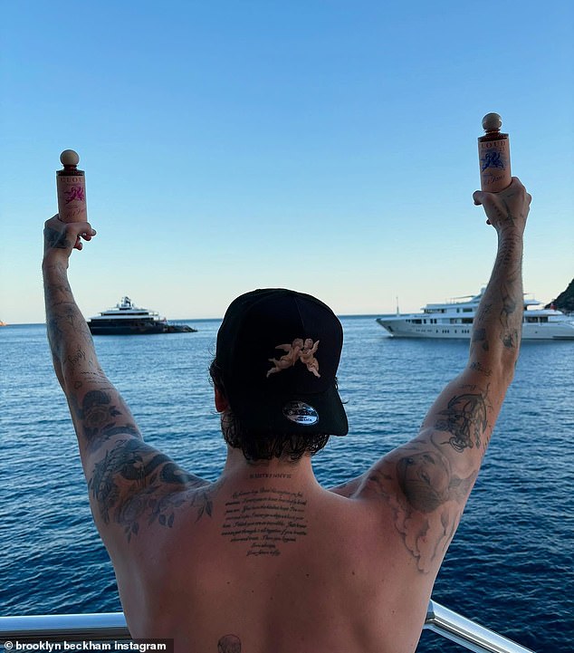 He also shared a snap plugging his hot sauce Cloud 23