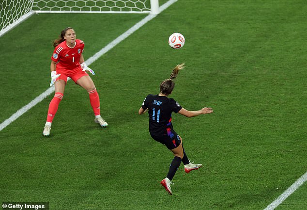 Lauren Hemp missed two headed chances but redeemed herself with her cross for the leveller