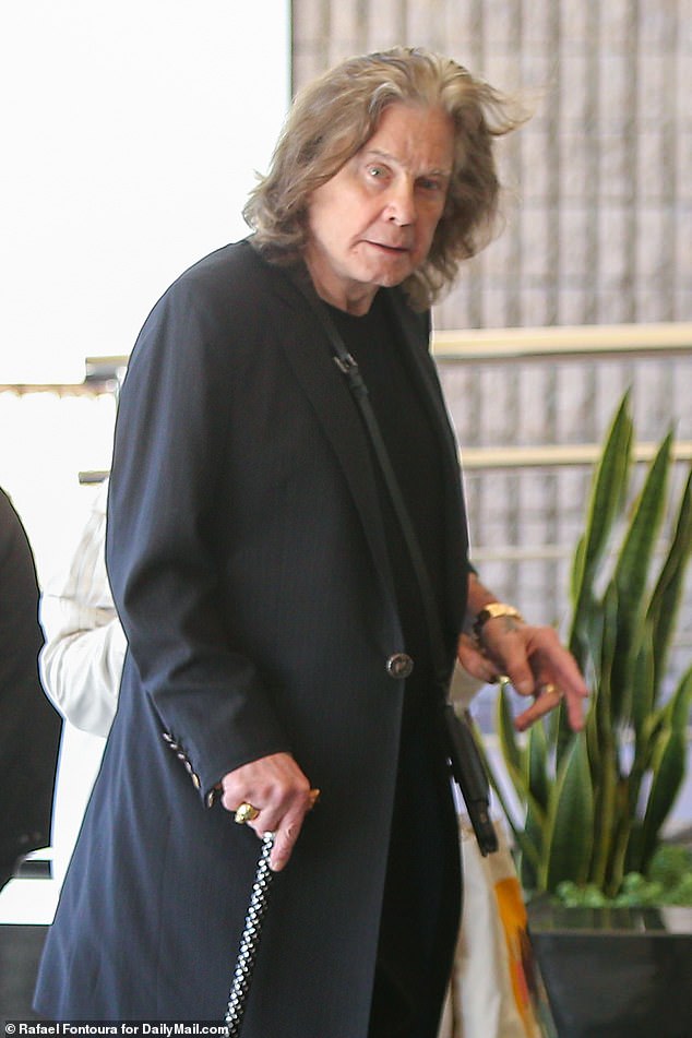 As well as Parkinson¿s disease, Ozzy also had problems with his back, neck, neuropathy ¿ pain or numbness caused by nerve damage ¿ and even his internal organs, and had been relying on a wheelchair since February