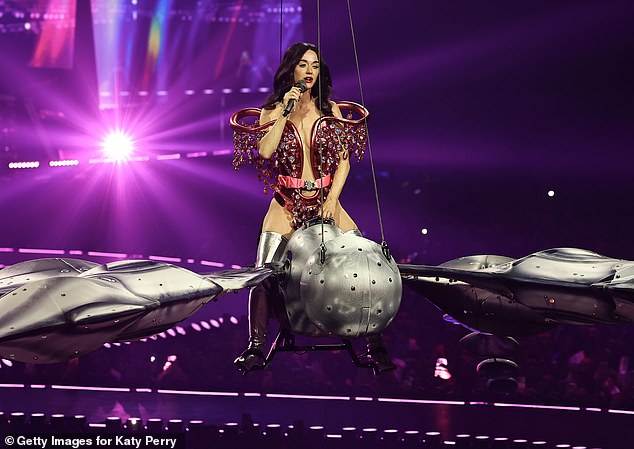 Perry seemingly referenced to her recent separation from Bloom as she said she would sing the heartbreak track Not Like the Movies which had been requested by fans; seen in Mexico City in April