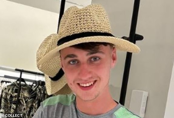 Missing Teen Jay Slater (right)