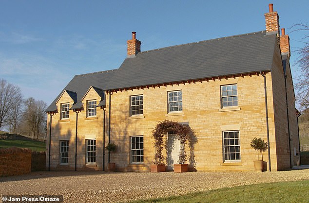 The sprawling multimillion pound manor near Oxfordshire had seven bedrooms and boasts the Beckhams as neighbours